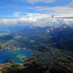 Flugwegposition um 14:22:16: Aufgenommen in der Nähe von Gemeinde Steindorf am Ossiacher See, Österreich in 924 Meter